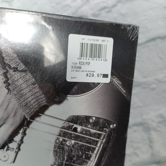 NIRVANA "BEST OF " Smoke Colored Vinyl LP Greatest Hits Cobain Grohl New Sealed - Picture 5 of 5